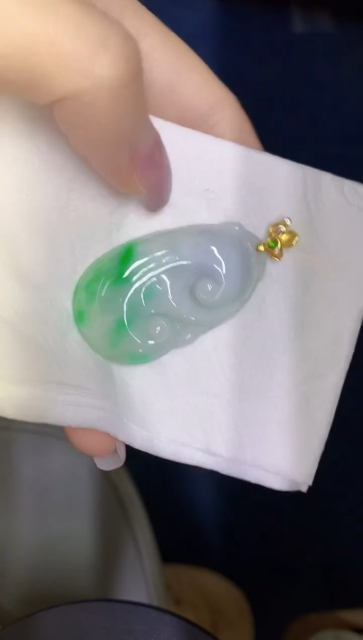 颈饰未镶嵌翡翠缅甸天然翡翠A货