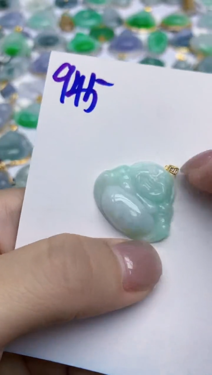 【闪购商品】翡翠颈饰未镶嵌天然翡翠A货