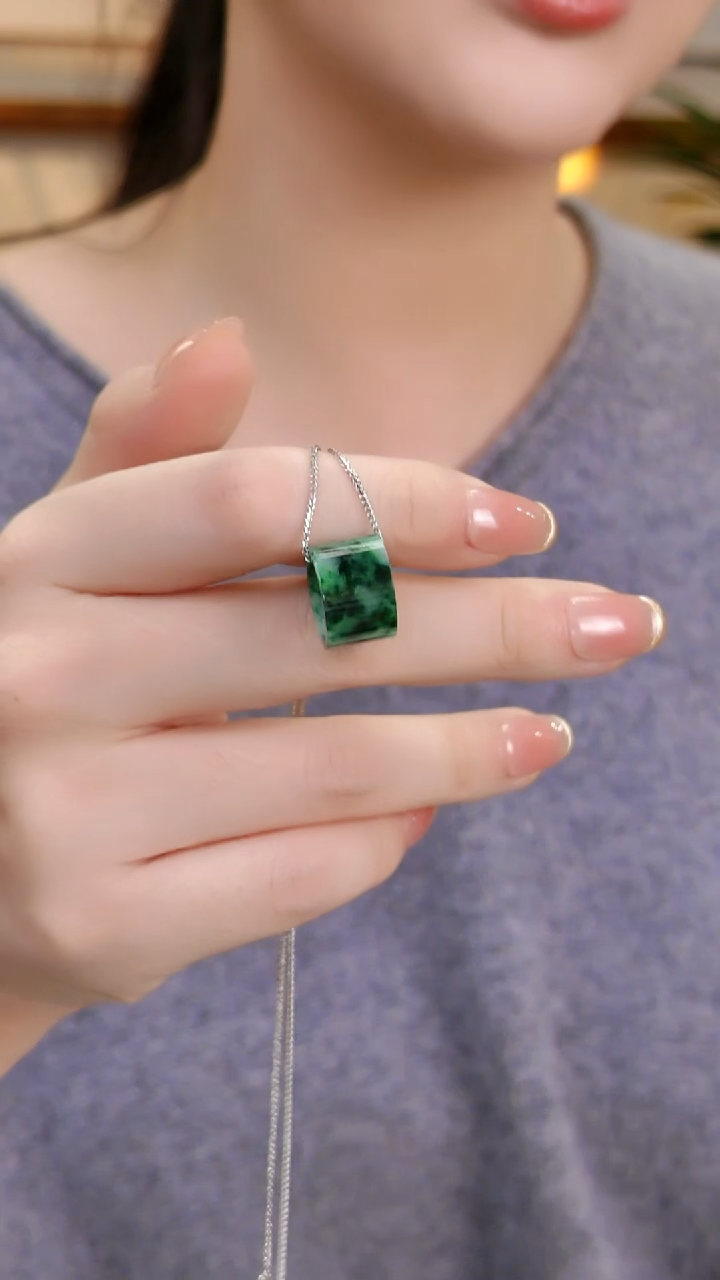 颈饰未镶嵌翡翠国风