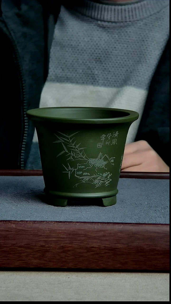 紫砂花盆11.5*10内径尺寸 蚂蚱