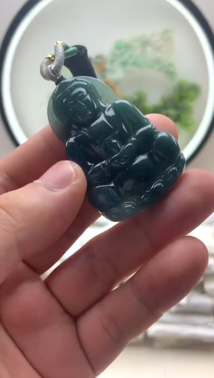颈饰未镶嵌翡翠观音