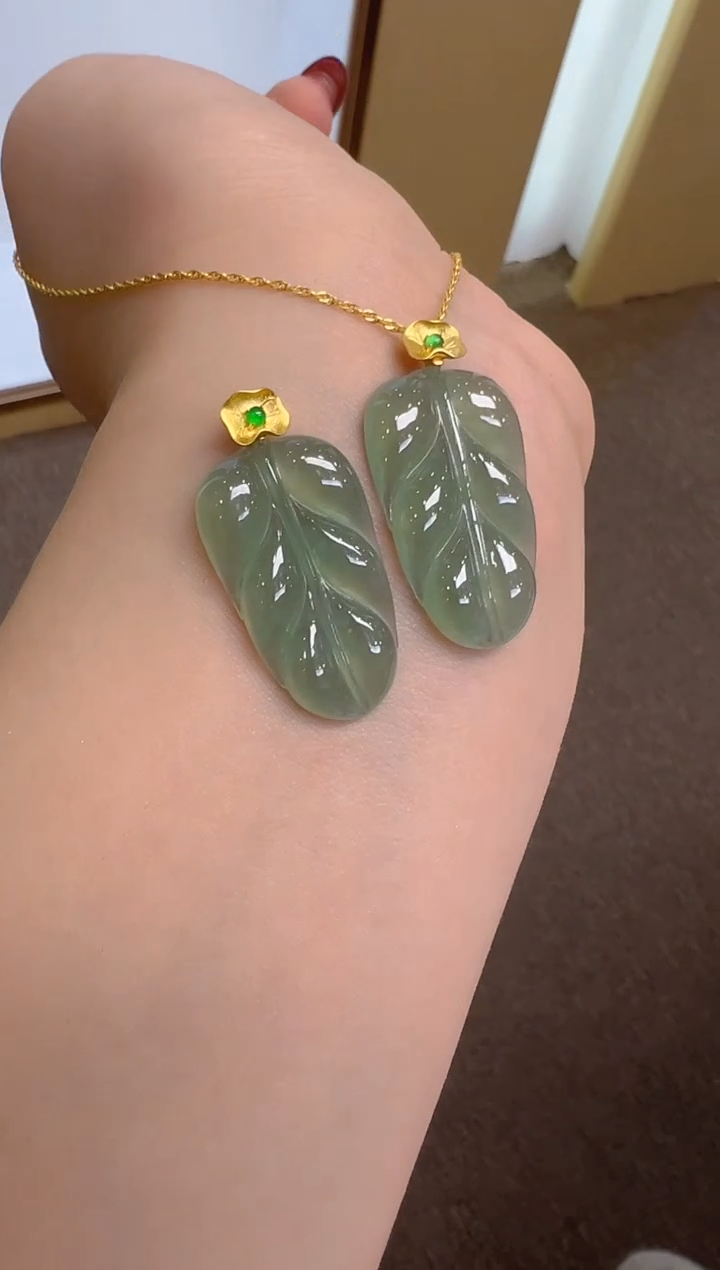 【闪购商品】翡翠吊坠(不含链)18K金镶嵌多样性团购发一件不挑不选