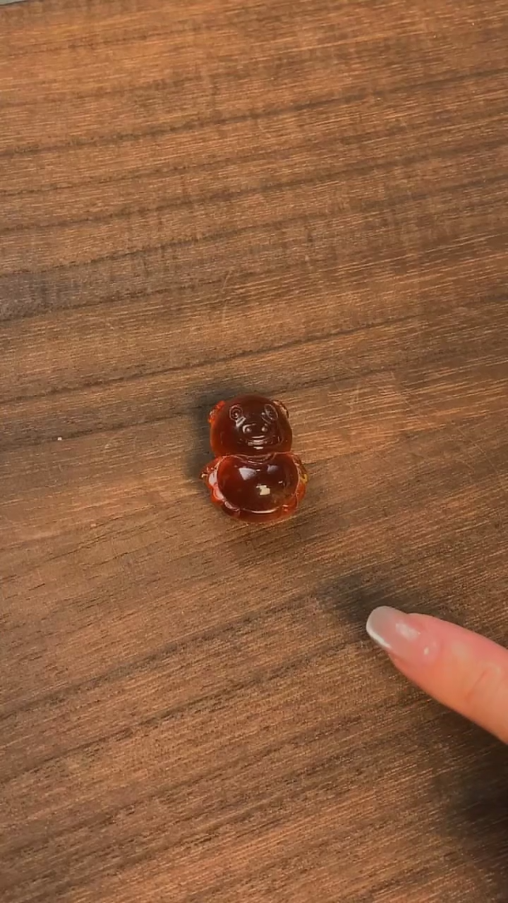 【闪购商品】琥珀吊坠(赠链)未镶嵌手工雕刻件