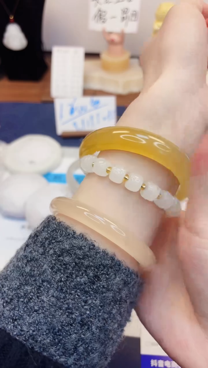 【闪购商品】石英质玉手镯未镶嵌134-财气镯-圈口61