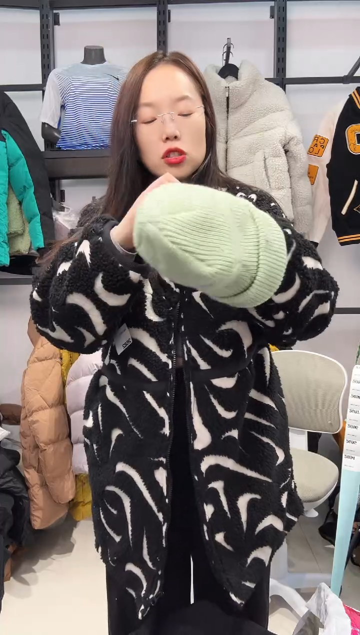 2694 闪购编码 Nike/Jordan运动卫衣裤以直播间过款为准 尺码·