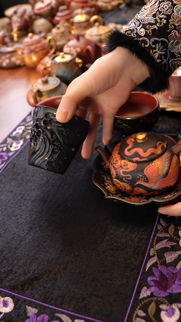 茶壶紫砂凤纹主人杯  单杯