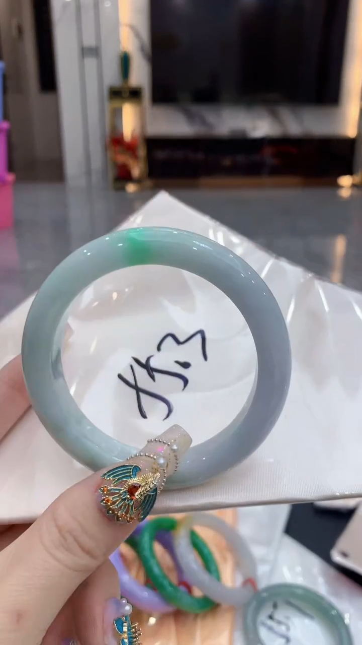 【闪购商品】翡翠手镯未镶嵌0380985787