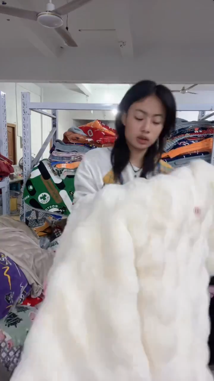 法兰绒014                         1.5*2瑕疵