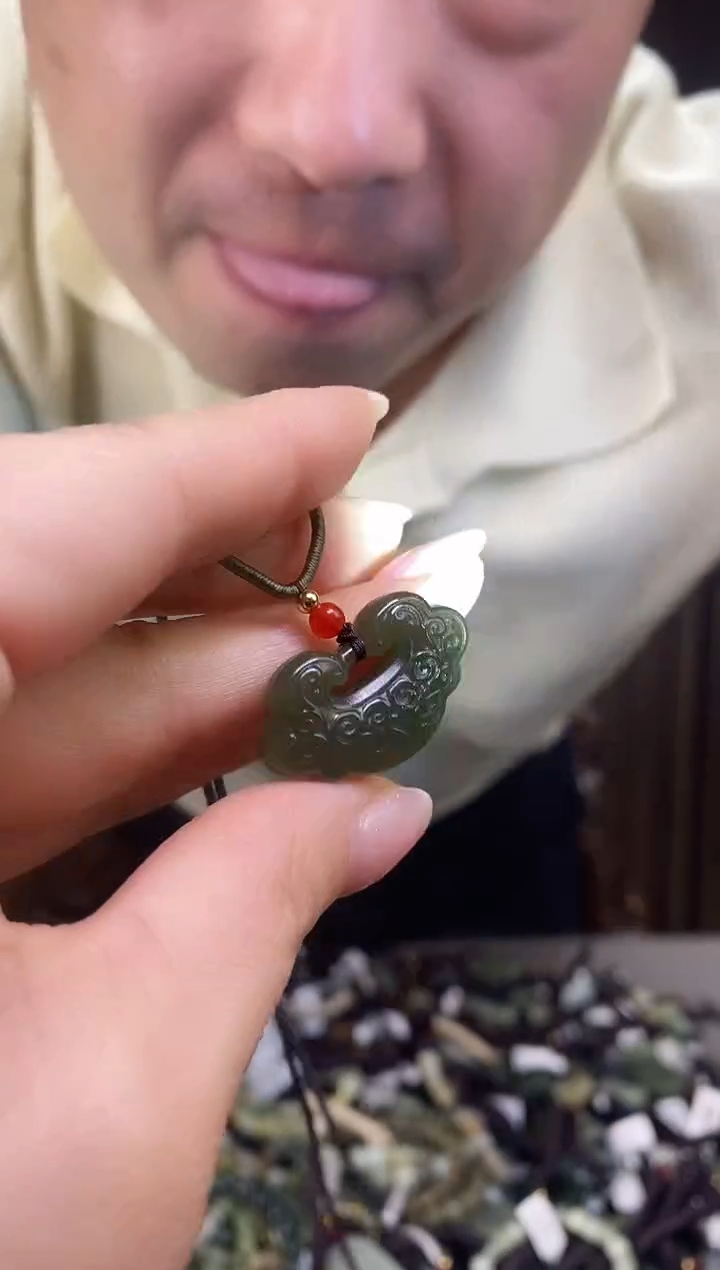 【闪购商品】和田玉颈饰未镶嵌多样性发货，拍一发一