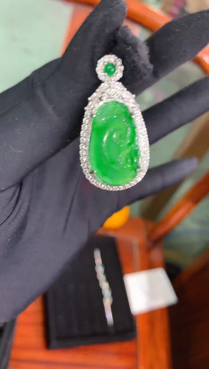 【闪购商品】定制翡翠未镶嵌44定制翡翠-多样性发货（发其一）