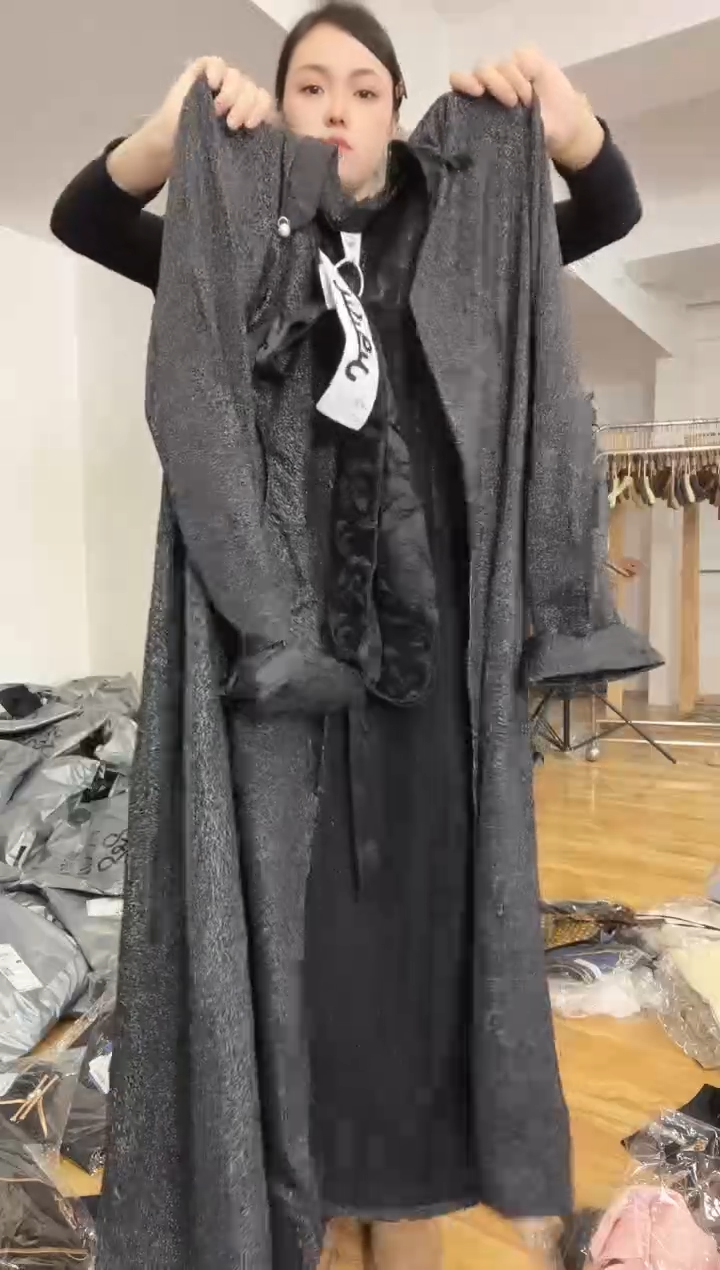 XL码      115-125斤  裙子