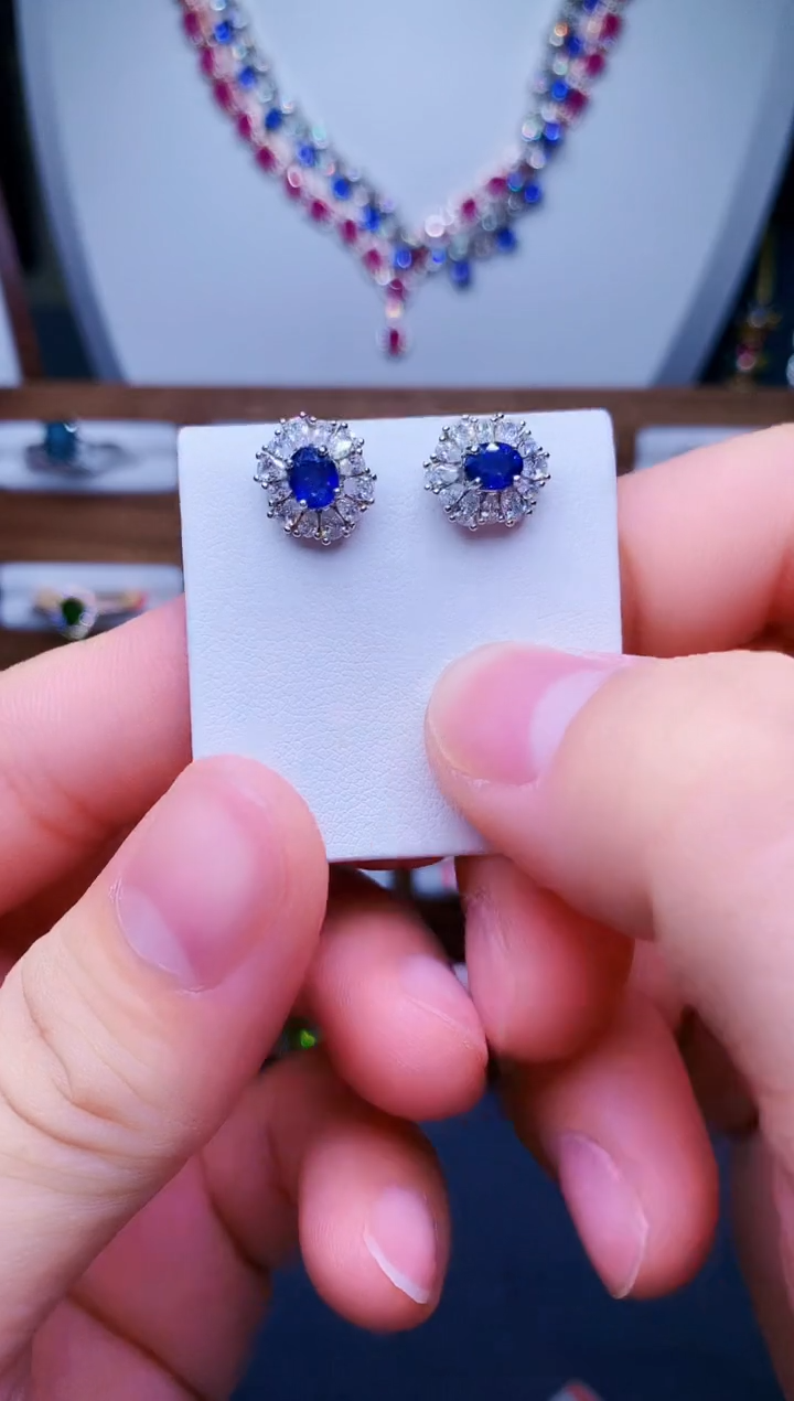 【闪购商品】蓝宝石耳饰银S925镶嵌28-5