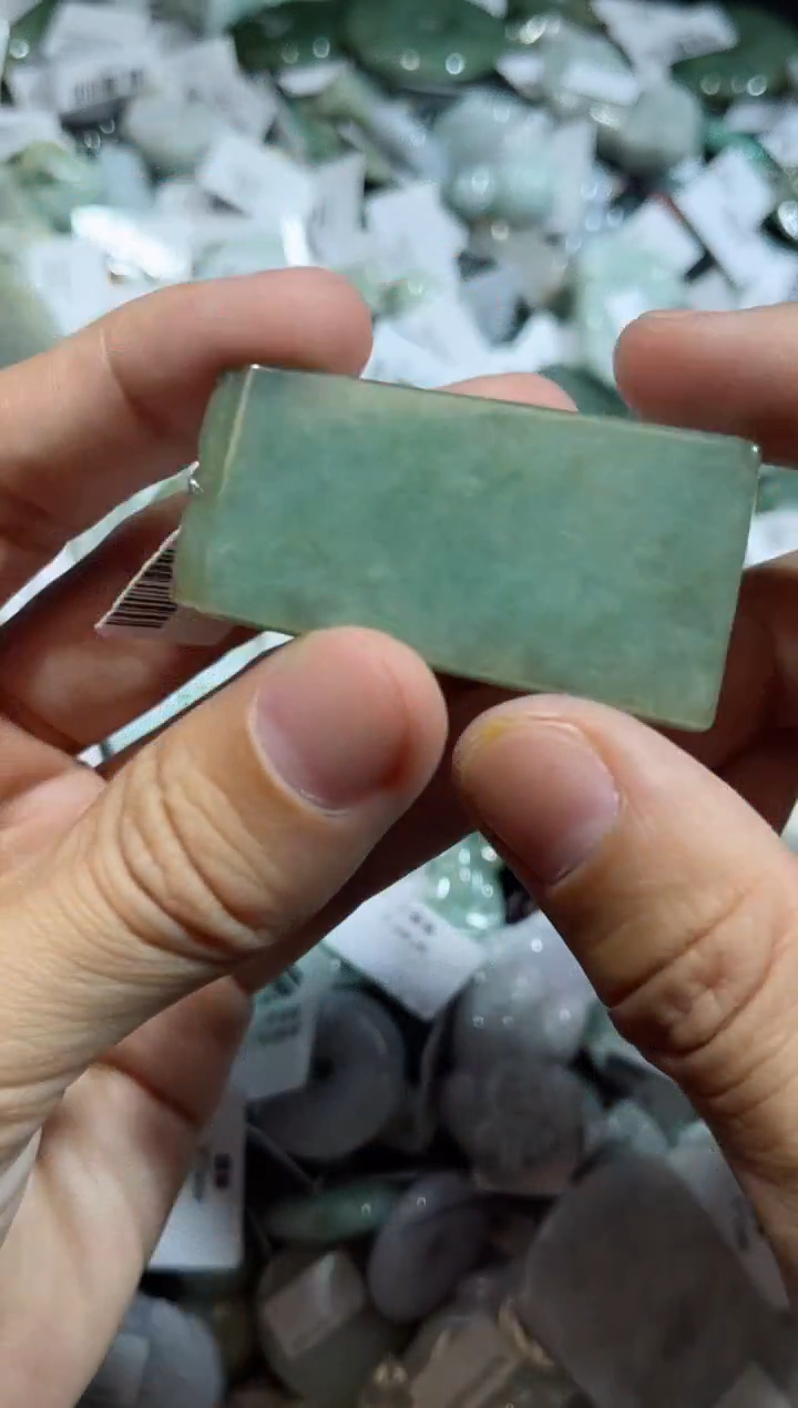 【闪购商品】翡翠颈饰未镶嵌00002607