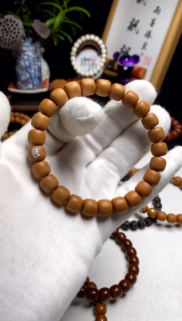 【闪购商品】猴头核桃手串瑕疵熔岩