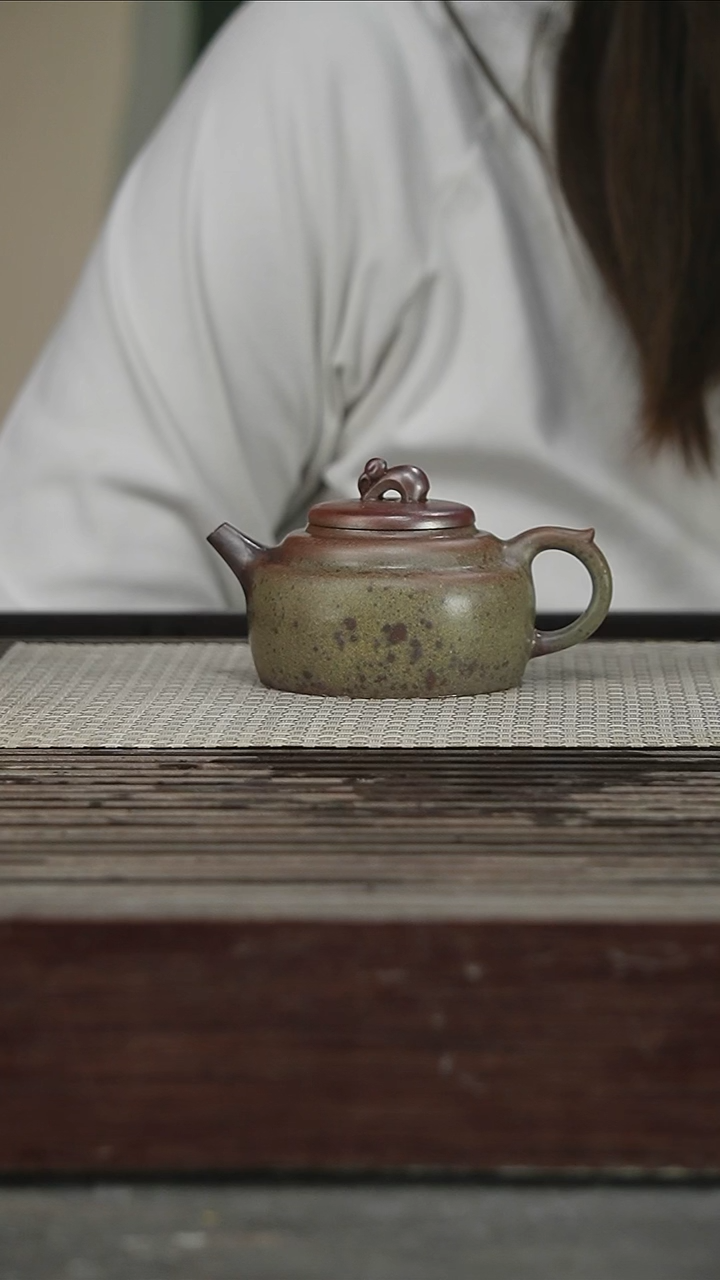 茶壶紫砂36号180CC