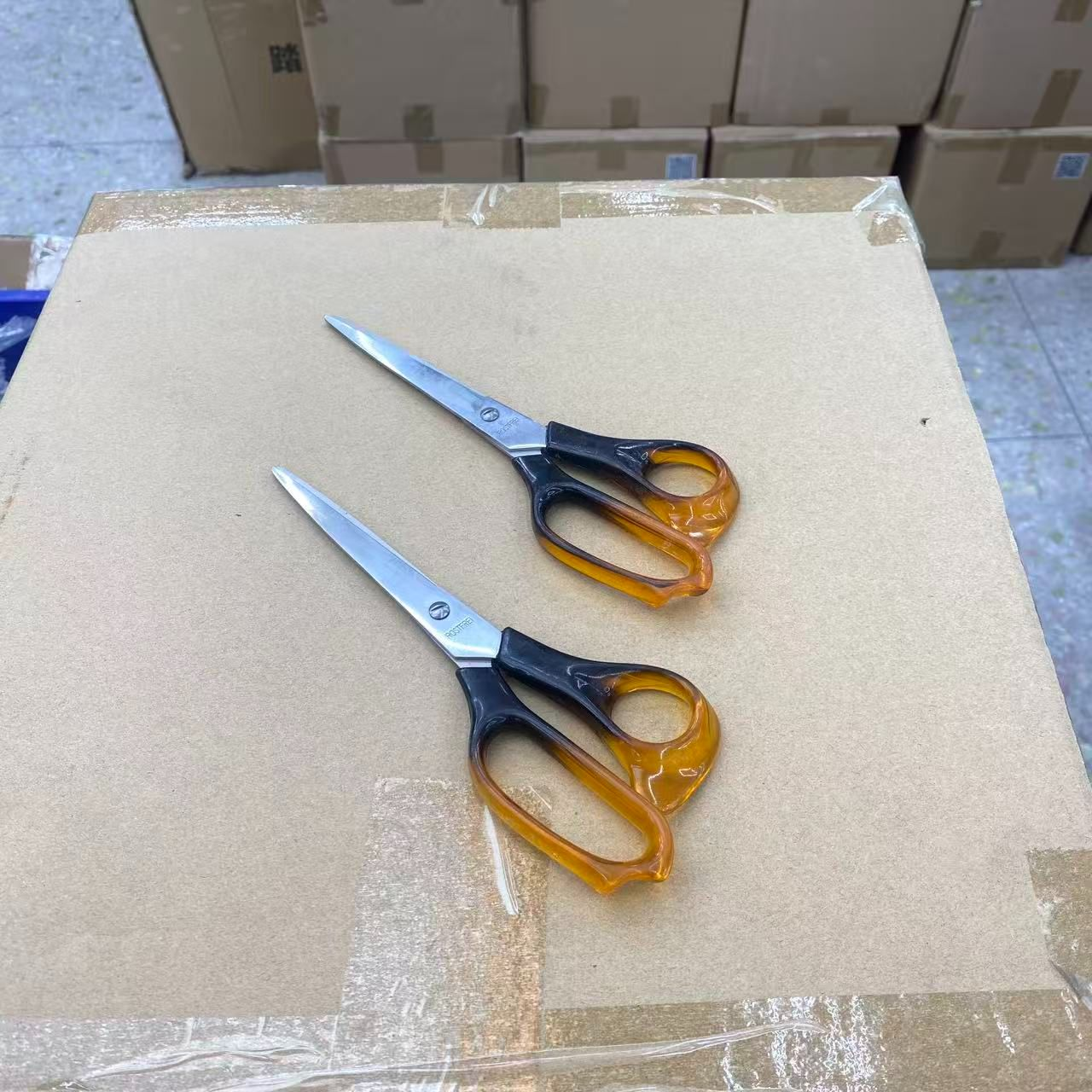 【微瑕】渐变琥珀色加长剪1把【汤姆福利专场】