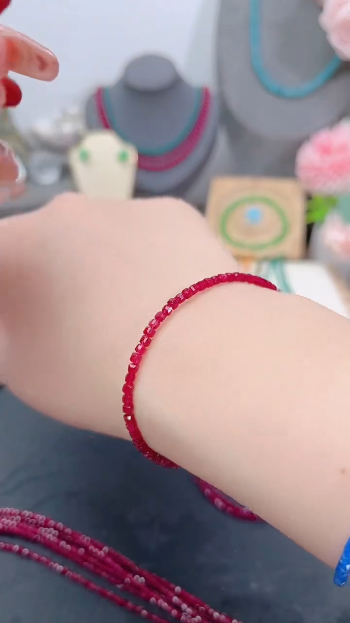 银S925镶嵌手链红宝石姨妈56