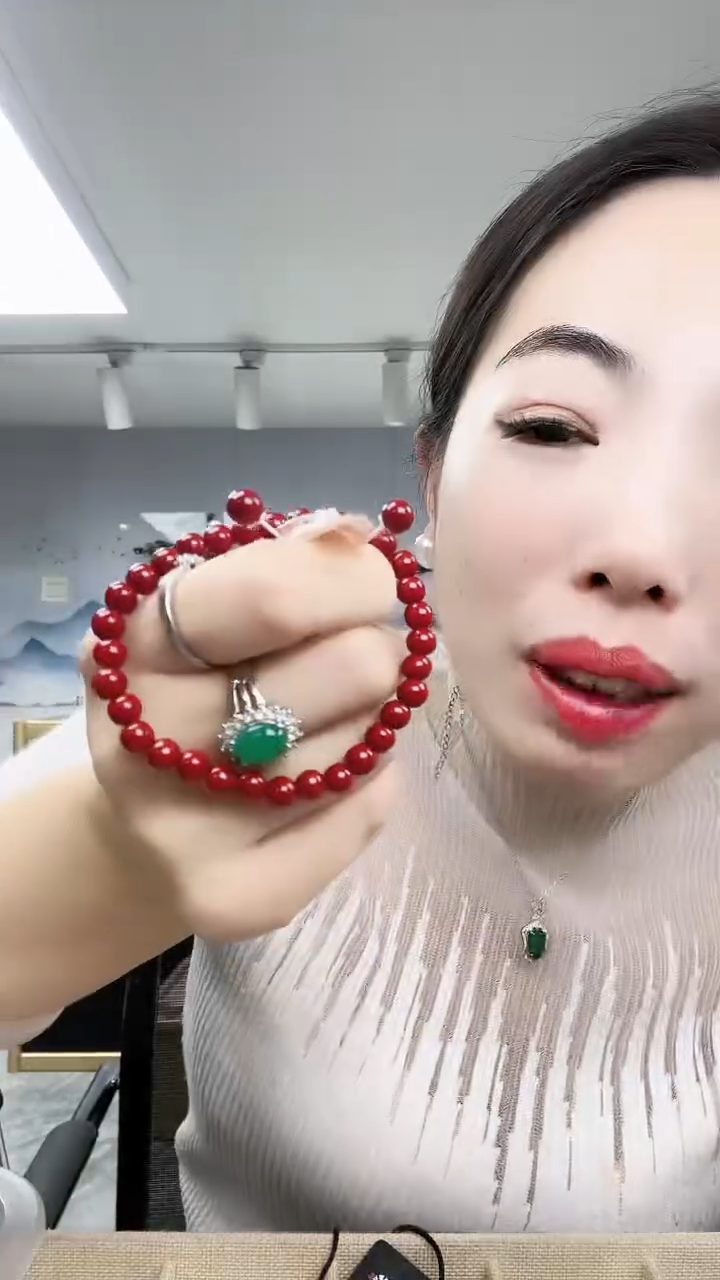 【闪购商品】蔷薇辉石手绳未镶嵌朱砂手链+耳钉