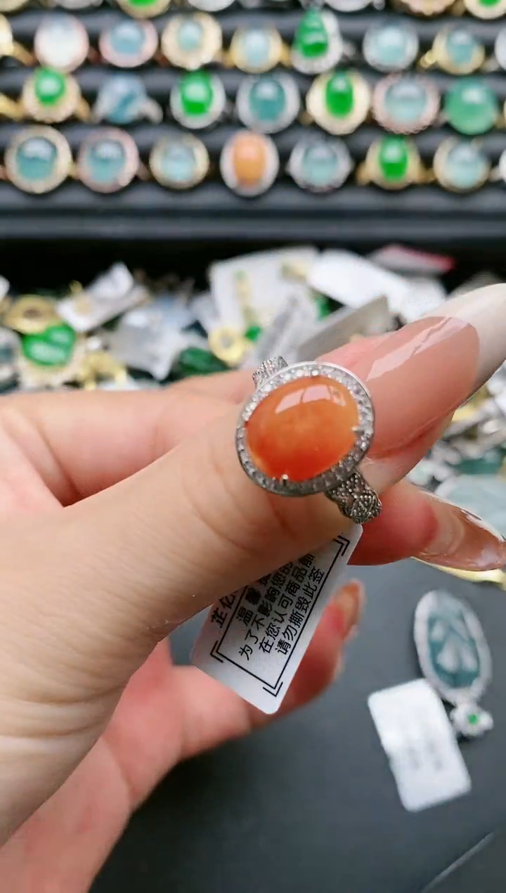 【闪购商品】翡翠戒指银S925镶嵌111111
