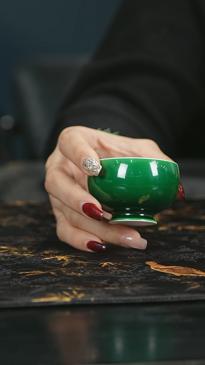 【闪购商品】瓷唐里地王郎窑绿釉小杯