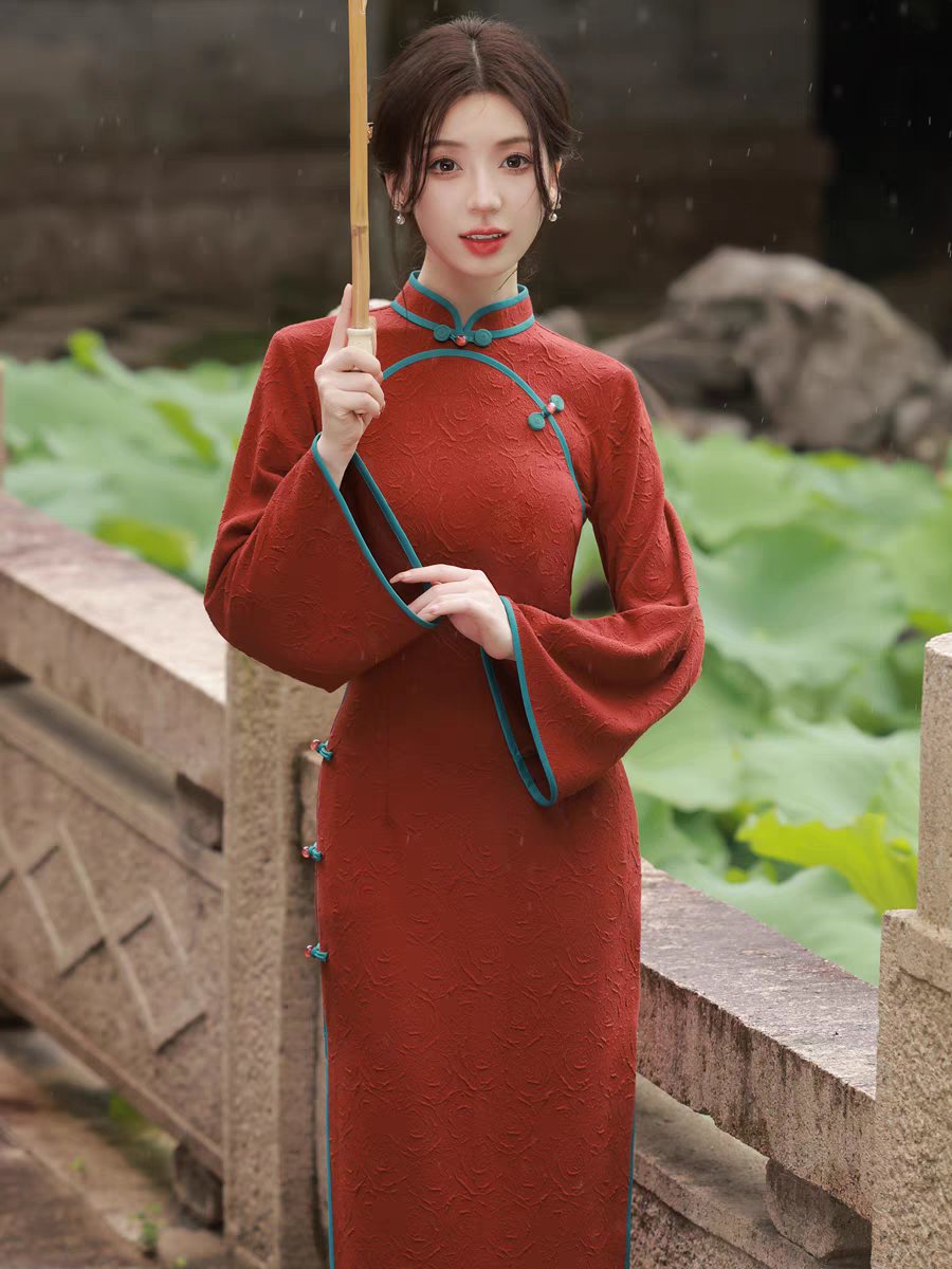 吴《倾城》25新款订婚结婚红色礼服旗袍衣长117单层到大袖春秋款