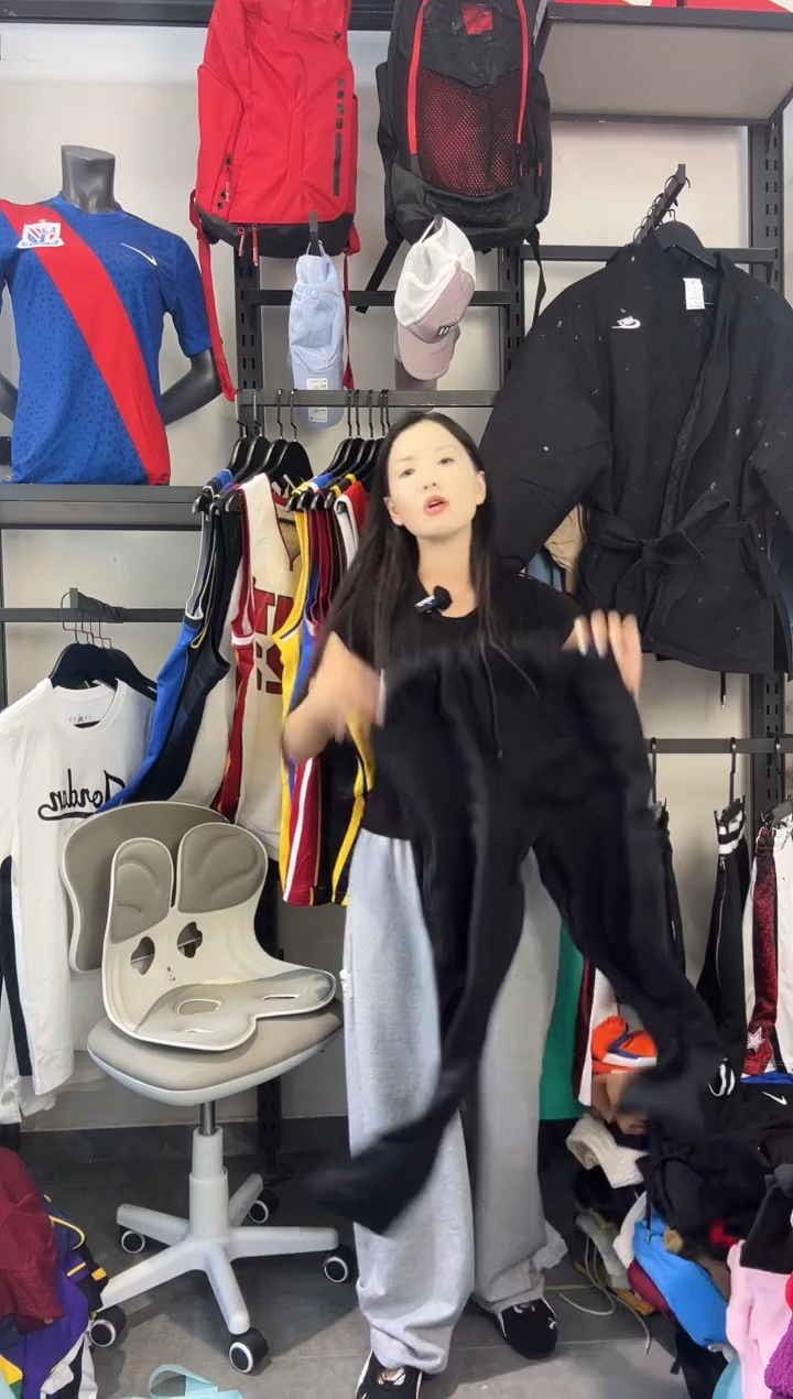 229编码 瑕疵款直播间过款为准 尺码