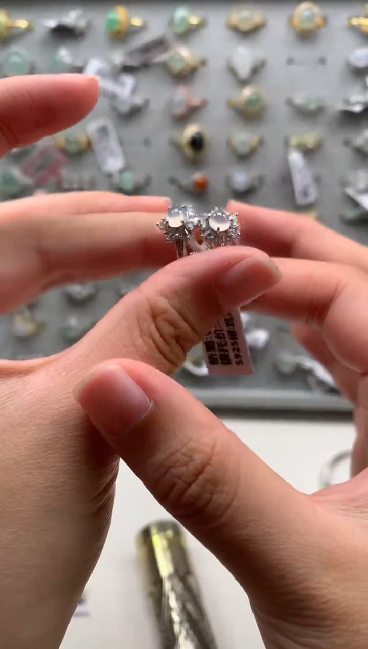 银S925镶嵌戒指翡翠耳饰1