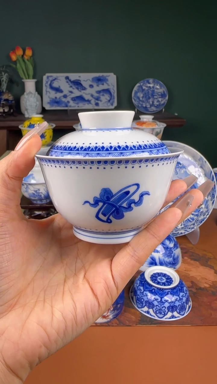 【闪购商品】杯景雨雅玩 青花 宝相。盖碗 