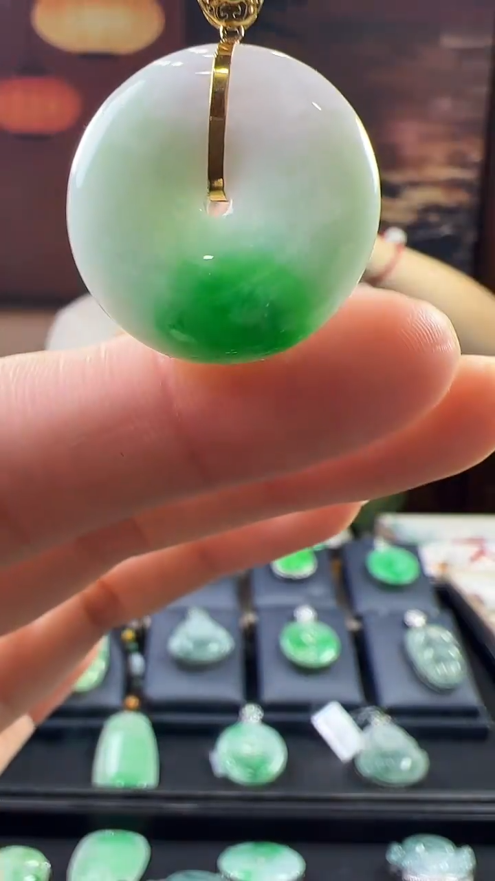 18K金镶嵌挂件翡翠平安扣不含链