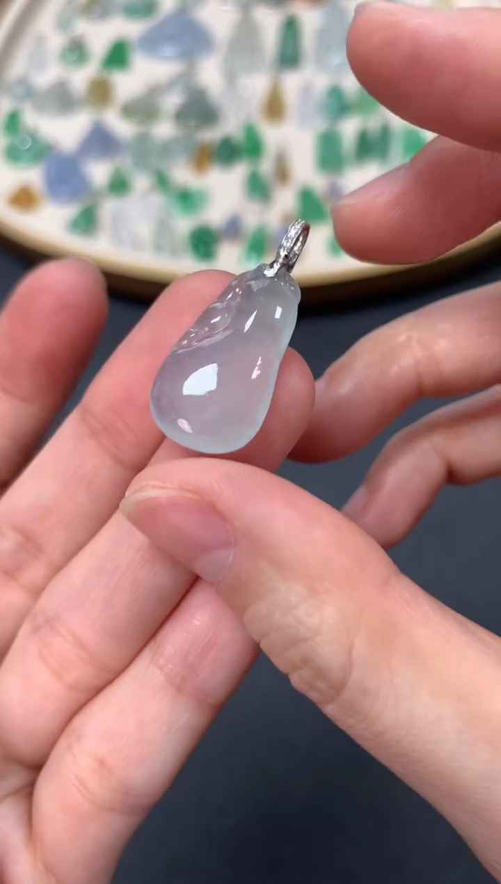 【闪购商品】翡翠吊坠(不含链)18K金镶嵌1380