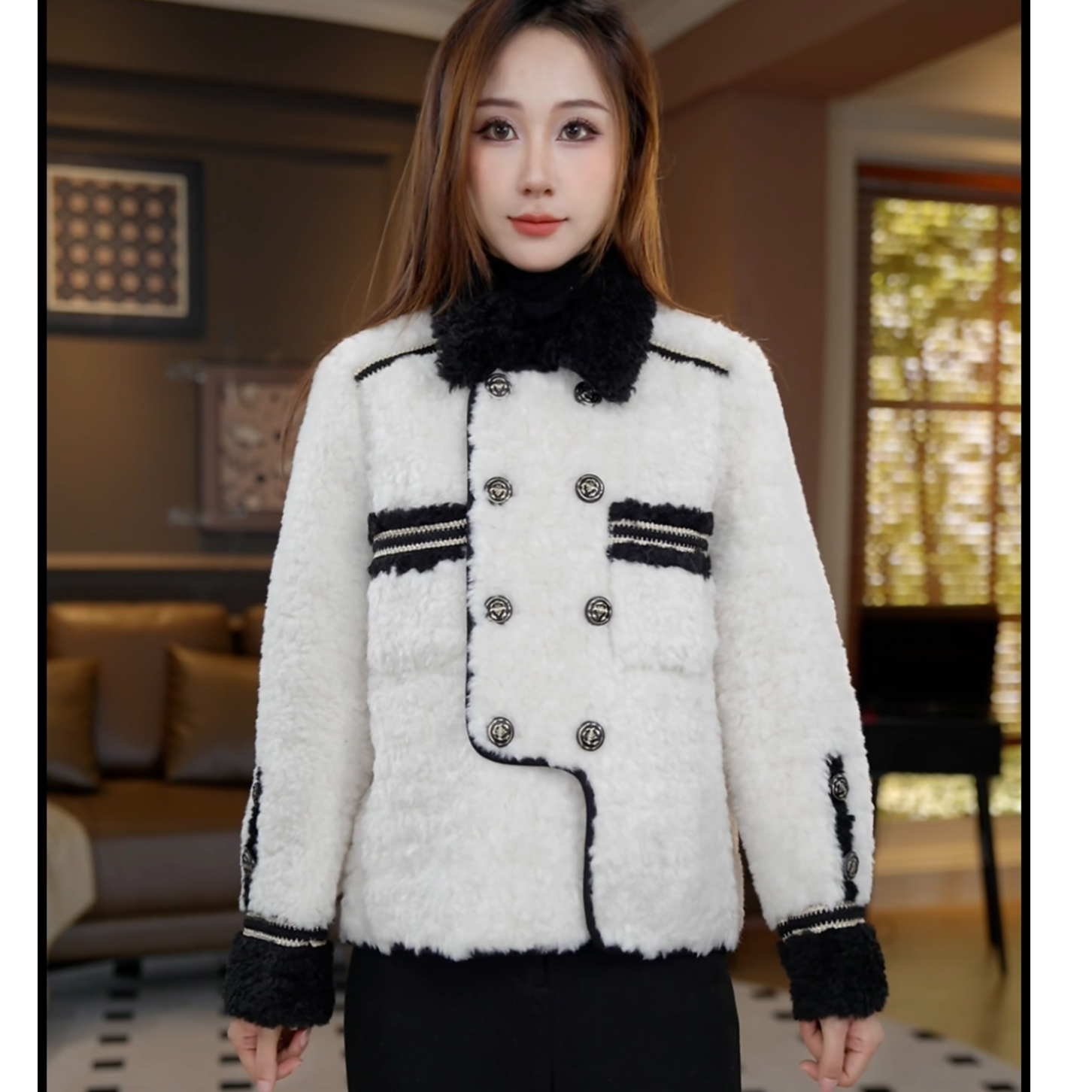 思思小个子女装【秋冬新款高级感独特其他拼色外套】24F215