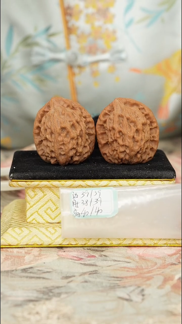 【闪购商品】文玩核桃吊坠非嫁接北京