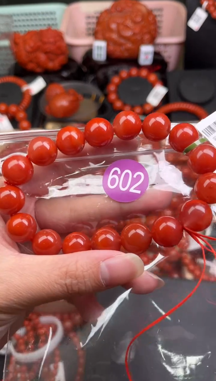 【闪购商品】南红玛瑙珠宝奇石未镶嵌602-