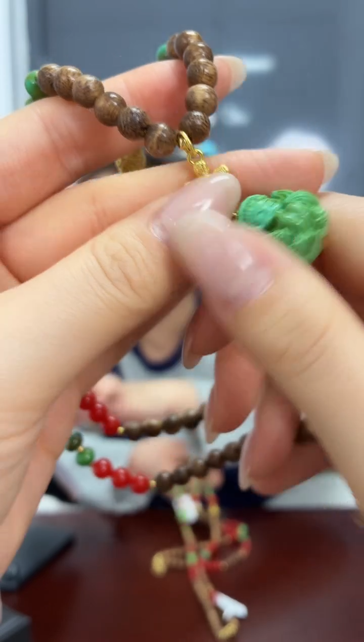 【慧慧甄选】高端轻奢手链多样性发货HF3664S