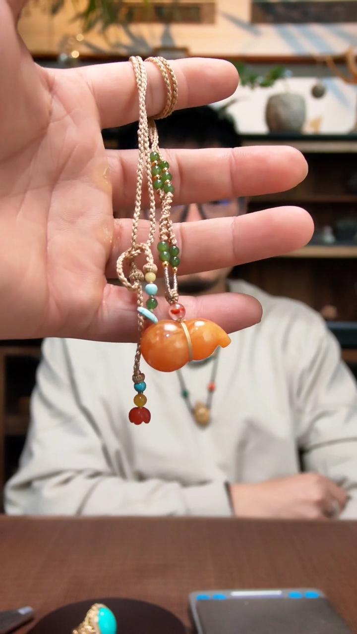 未镶嵌定制蜜蜡蜜蜡葫芦吊坠GW（竞）