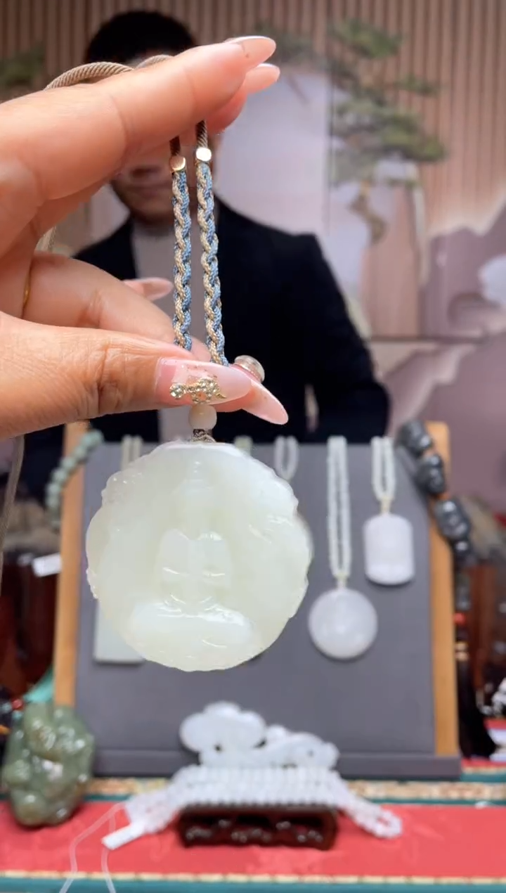 【闪购商品】和田玉颈饰未镶嵌一