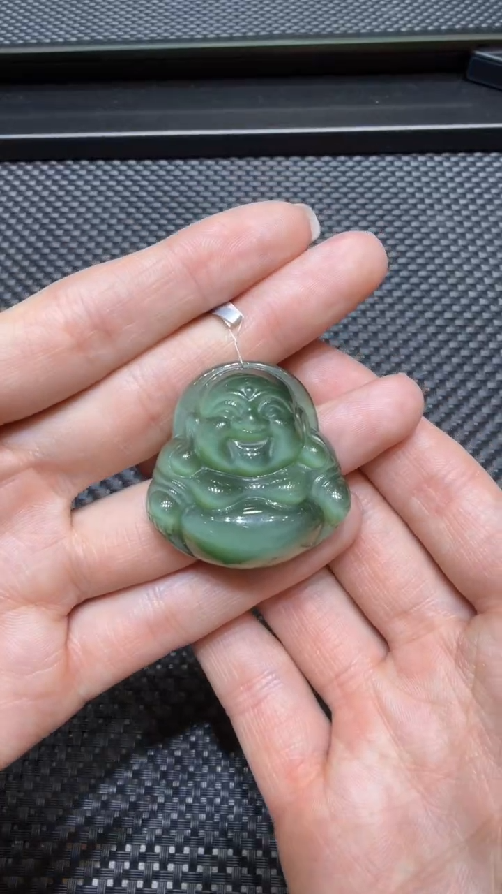 颈饰未镶嵌和田玉挂件