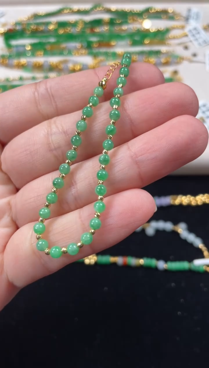 18K金镶嵌手链翡翠一个  P248