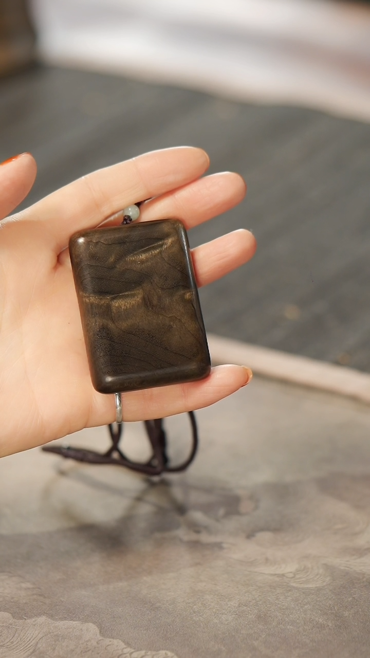 【闪购商品】金丝楠木雕544水波纹无事牌