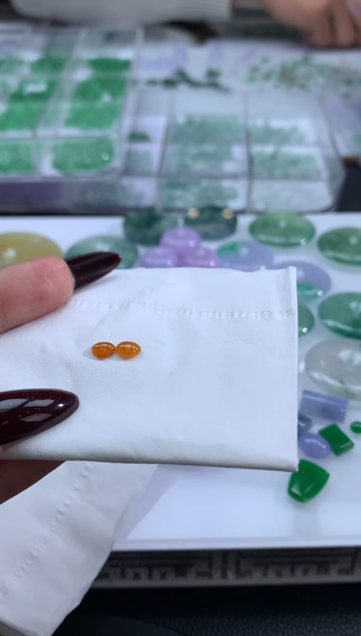 【闪购商品】定制翡翠未镶嵌翡翠