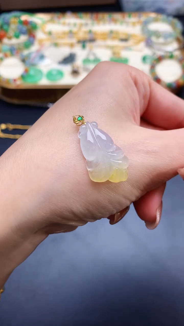 【闪购商品】翡翠吊坠(不含链)18K金镶嵌s5金鱼|580+0