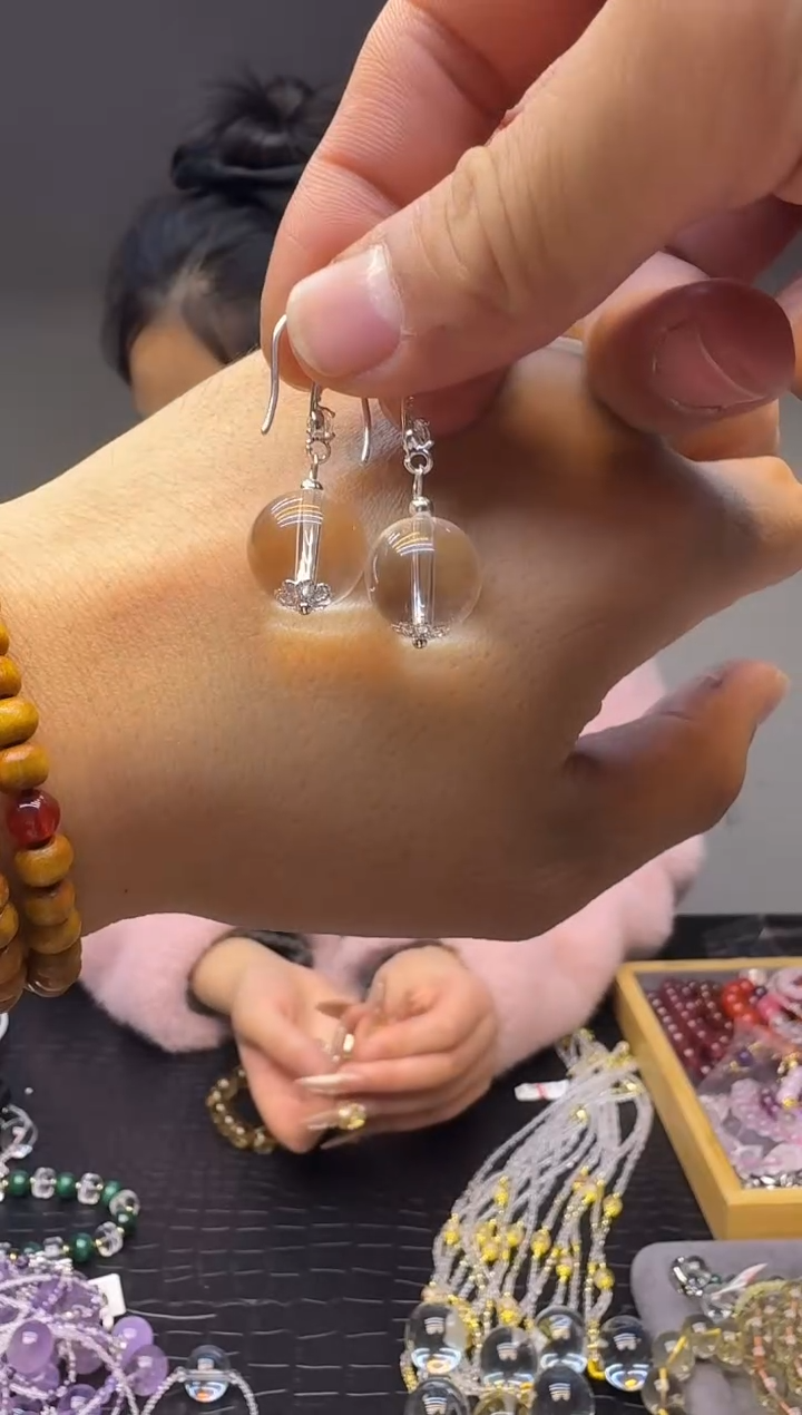 水晶摆件未镶嵌天然儿坠