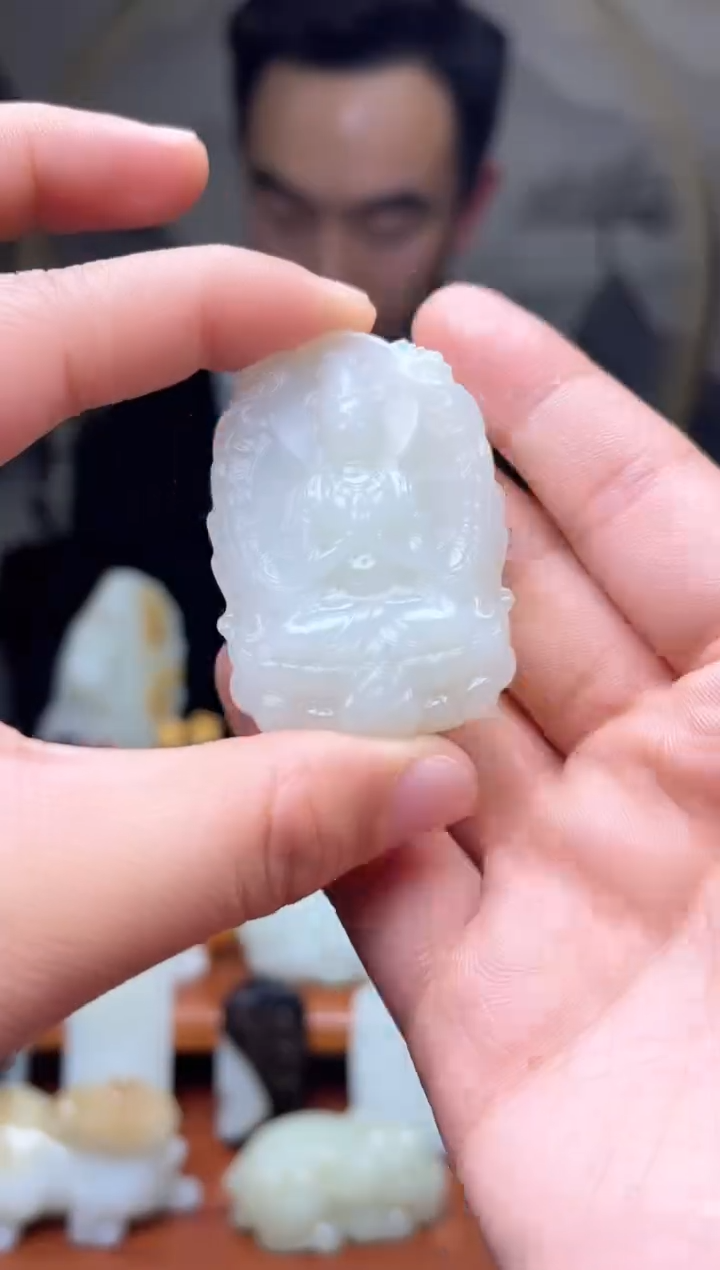 【闪购商品】和田玉吊坠未镶嵌96