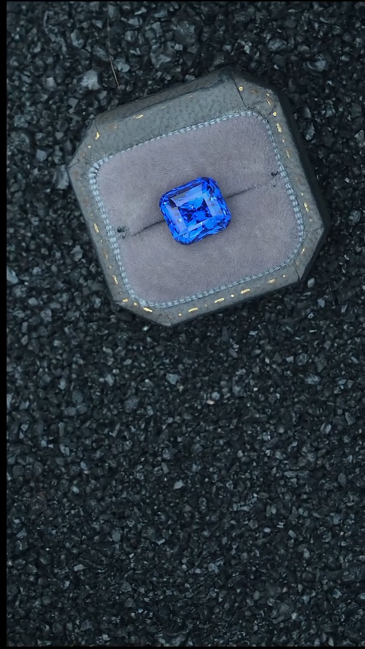 裸石蓝宝石5.1克拉