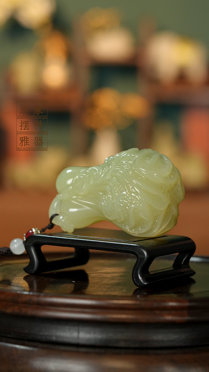 玉《丰满白菜》摆件