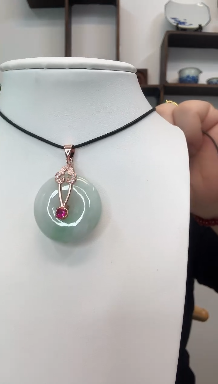 颈饰合金翡翠平安扣