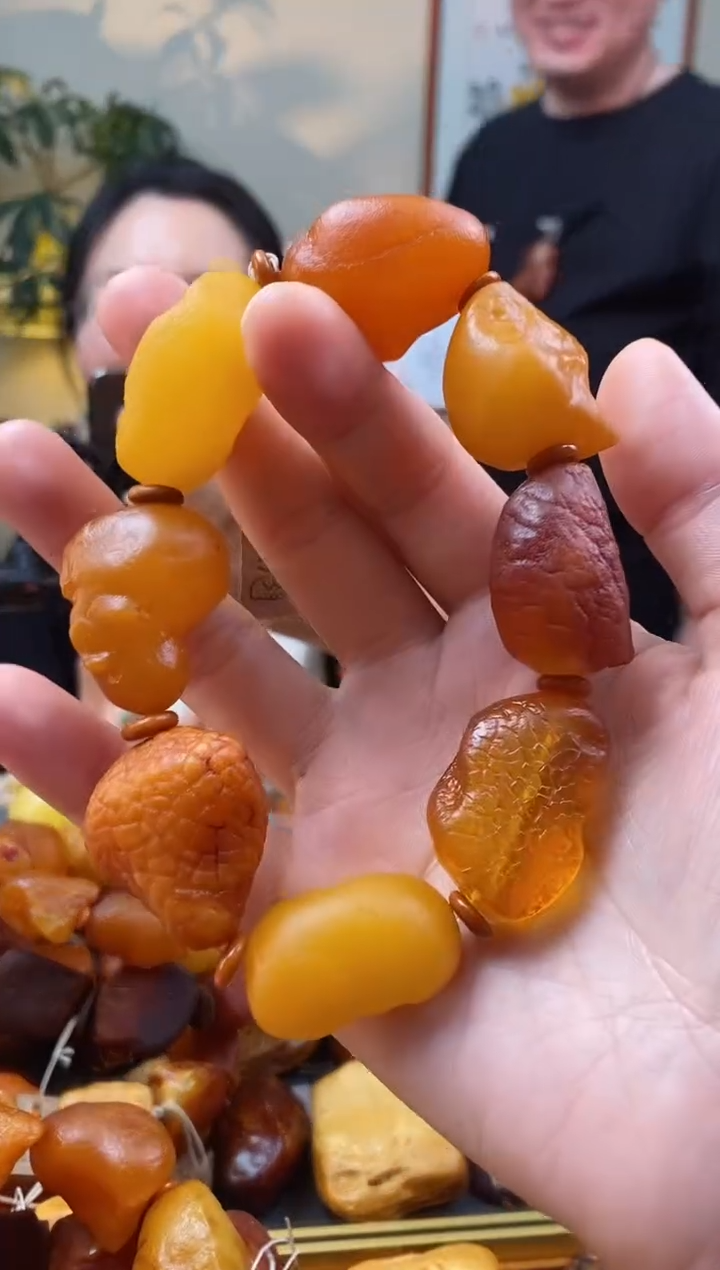 【闪购商品】琥珀手串未镶嵌吊坠