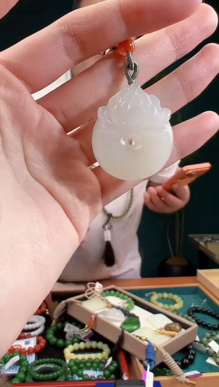 颈饰未镶嵌和田玉多样性发货 拍一单发一个