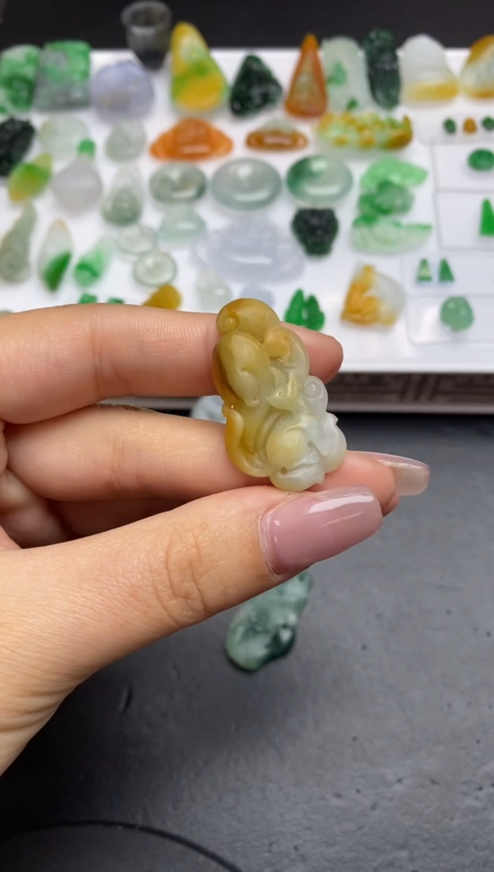 【闪购商品】定制翡翠未镶嵌翡翠毛货~