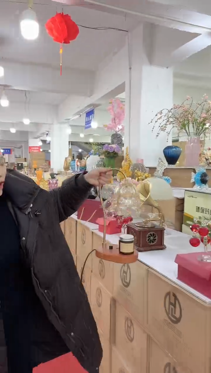 【闪购商品】无铅玻璃甄选花器-d-早8